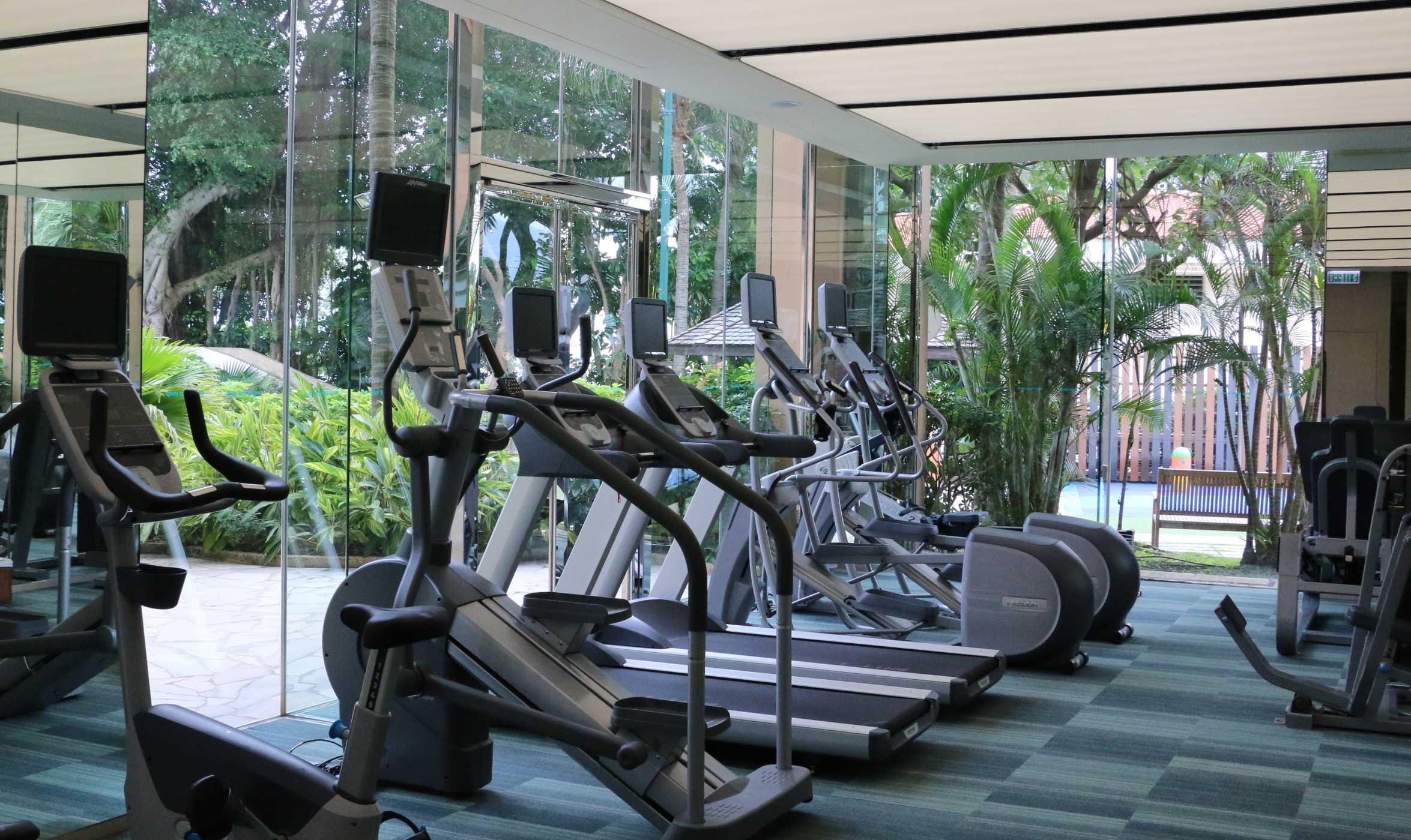 Hong Kong Gold Coast Hotel Exteriér fotografie A gym at a hotel